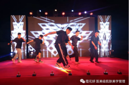 云图片