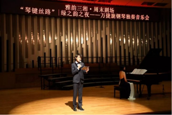 云图片