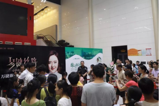 云图片