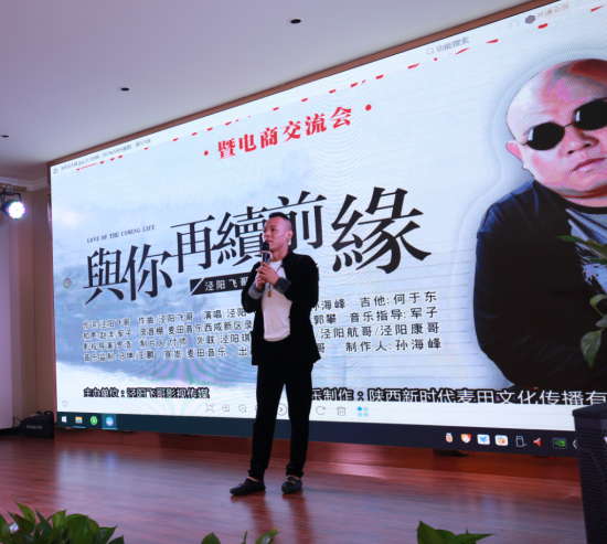 云图片
