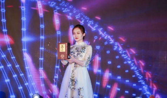 云图片