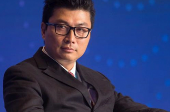 坚持高端定位顺丰王卫打造快递行业第一品牌